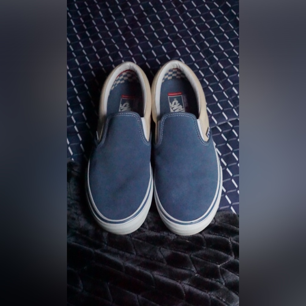 Cream/light navy Vans Slip on